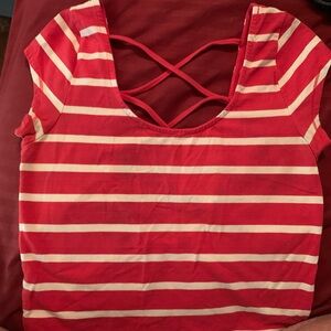 ❤️3/$20 I love H81 brand crop top size L
